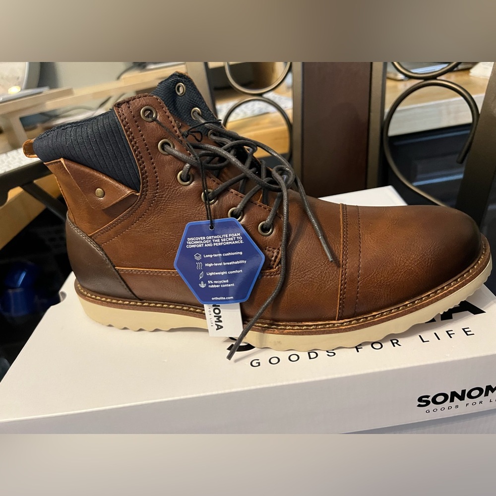 Never worn Sonoma Ortholite Men’s Boots